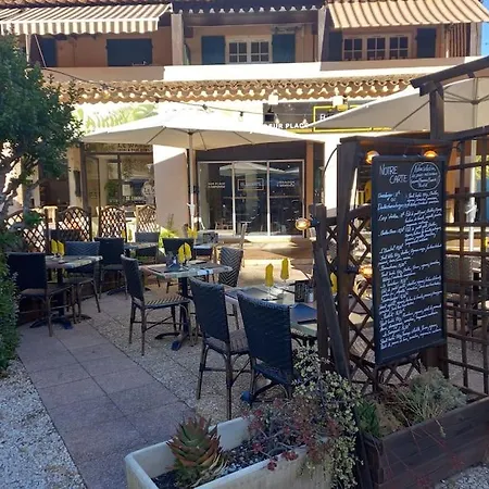 Agay A 2 Pas Des Plages Apartamento *