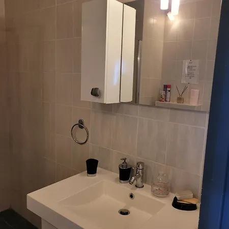 Agay A 2 Pas Des Plages Апартаменты *