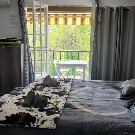 Agay A 2 Pas Des Plages