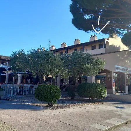 Agay A 2 Pas Des Plages Saint-Raphael (Var)