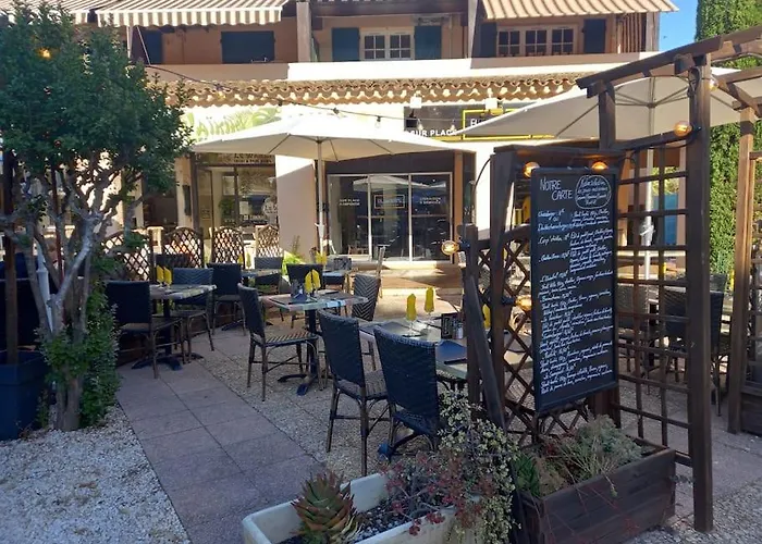 Agay A 2 Pas Des Plages Апартаменти *