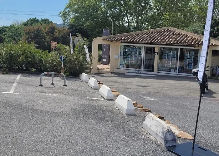 Agay A 2 Pas Des Plages Апартаменти Сен-Рафаель